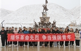 學(xué)校開展“緬懷革命先烈，爭(zhēng)當(dāng)強(qiáng)國青年”清明祭英烈主題教育活動(dòng)