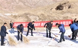 行政第二黨支部開(kāi)展“創(chuàng)建文明城市，建設(shè)美麗鄉(xiāng)村行”主題黨日活動(dòng)