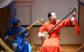 青春三下鄉(xiāng)∣口傳心授“賢孝”韻，青春接力“推普”聲
