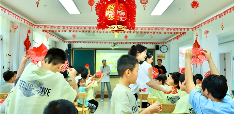 青春三下鄉(xiāng)∣藝術(shù)與教育學(xué)院2025年暑期“三下鄉(xiāng)”社會(huì)實(shí)踐活動(dòng)紀(jì)實(shí)